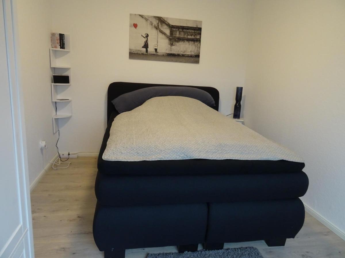 Ferienwohnung Am Marktplatz - Zentrale Lage Vor Den Toren Flensburgs, Mit Vollstaendiger Ausstattung Und Balkon Harrislee Exterior photo
